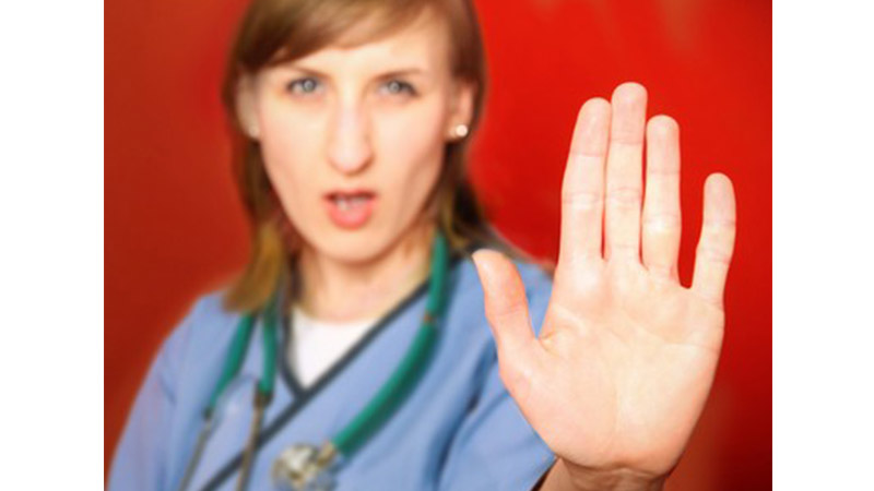Coordinamento infermieri UILFPL: basta con continui attacchi alla professione infermieristica