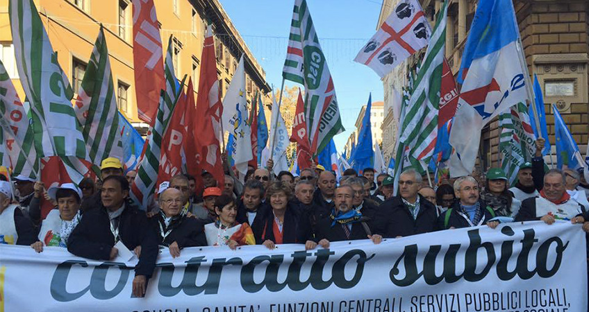 Pubblico impiego in piazza: “Contratto subito”